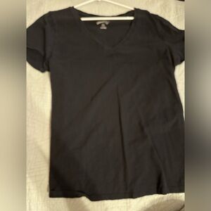 Universal Thread Black V-Neck Tee